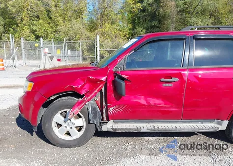 2011 Ford Escape Xlt from USA, damaged, VIN 1FMCU9DG0BKB51064